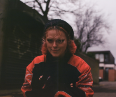 Annie-Dog-Artist-Press-Shot-335x256